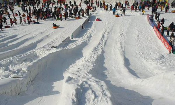 白鹿原滑雪場